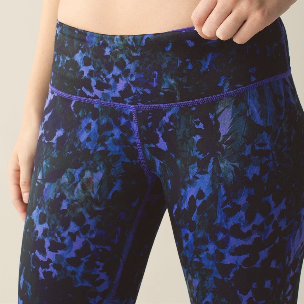 Lululemon Wunder Under Crop II